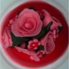 Verse aardbeien met aardbeienbavarois