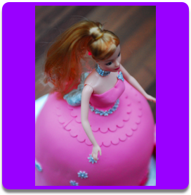 Barbie look-a-like taart